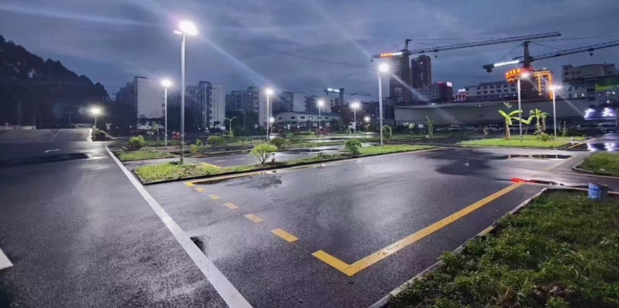 南寧廣大駕校訓練場